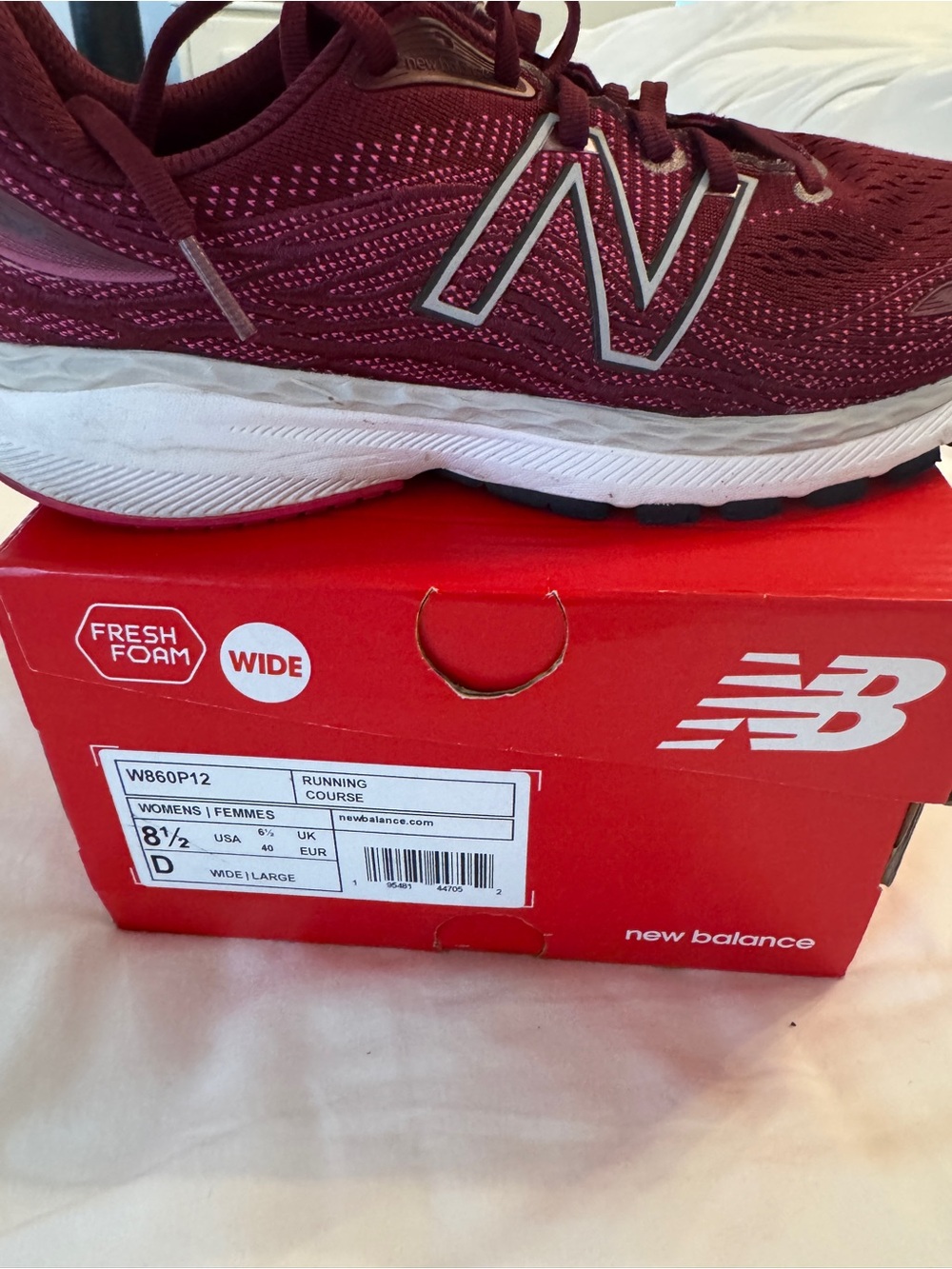 New Balance Women's Running Shoe - Burgundy/White